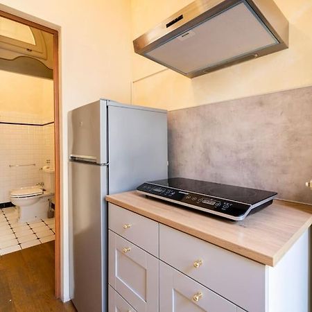 Appartamento Elegante E Centrale La Foglia D'Oro Bologna Bagian luar foto