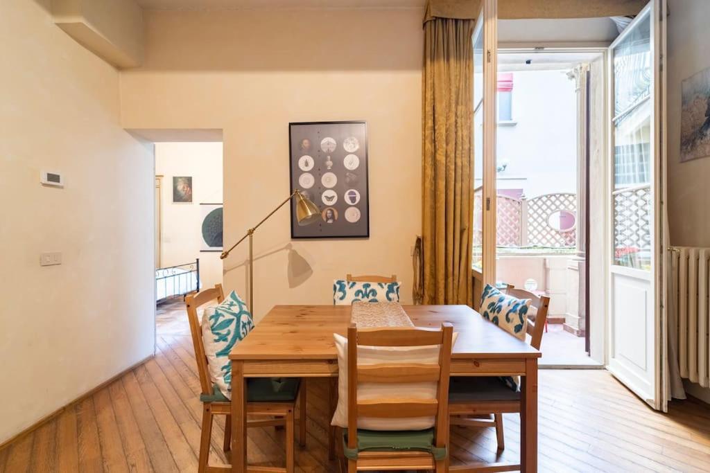 Appartamento Elegante E Centrale La Foglia D'Oro Bologna Bagian luar foto